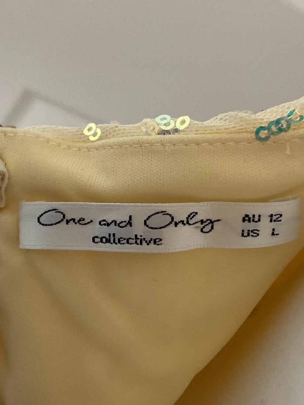 🤩One and Only Sequin Embellished Scoop Neck Ruffle Hem Mini Dress Gold - size L - Picture 8 of 8